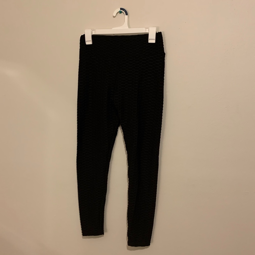 🌿 Black TikTok Scrunch Leggings